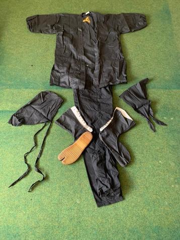 Ninja Japanse krijger kleding beschikbaar voor biedingen