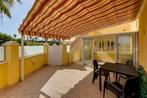 Benedenwoning met onderbouw dicht bij de zee in Torrevieja.., Immo, Torrevieja, Spanje, 221 m², 4 kamers