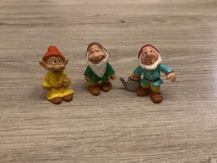 Disney Sneeuwwitje verschillende characters (5 cm), Verzamelen, Poppetjes en Figuurtjes, Gebruikt, Ophalen of Verzenden