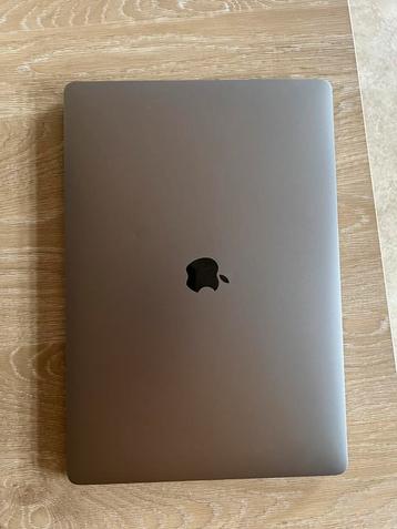 Macbook pro 16 2019 beschikbaar voor biedingen