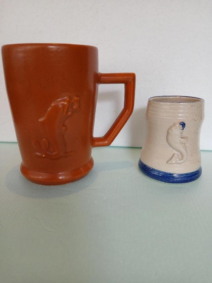 Twee verschillende ORVAL mokken van steengoed, Verzamelen, Biermerken, Nieuw, Pul(len), Overige merken, Ophalen of Verzenden