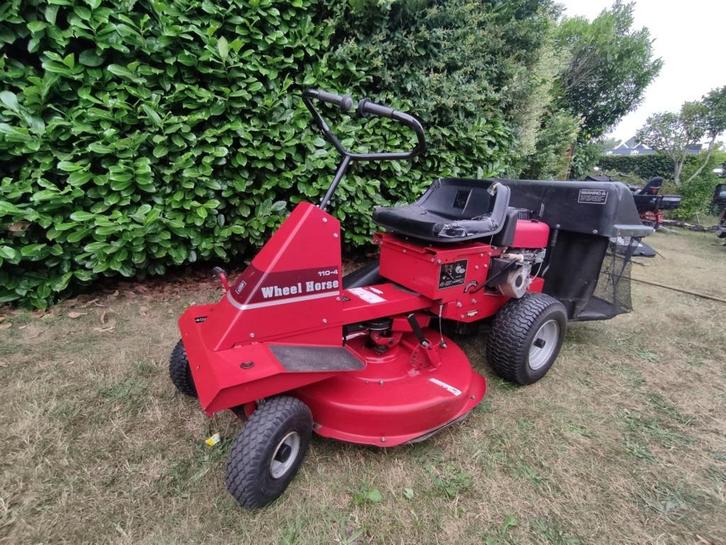 Zitmaaier Wheel horse / briggs & stratton, Tuin en Terras, Zitmaaiers, Gebruikt, Minder dan 90 cm, Elektrische starter, Opvangzak