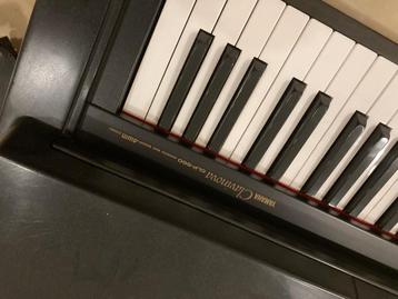 yamaha clavinova beschikbaar voor biedingen