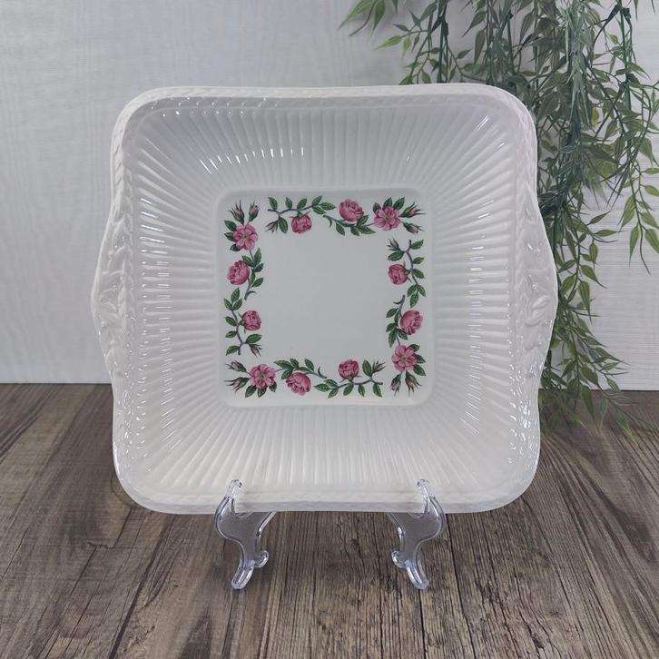 Wedgwood Rosalind Vierkante schaal, Antiek en Kunst, Antiek | Servies los, Ophalen of Verzenden