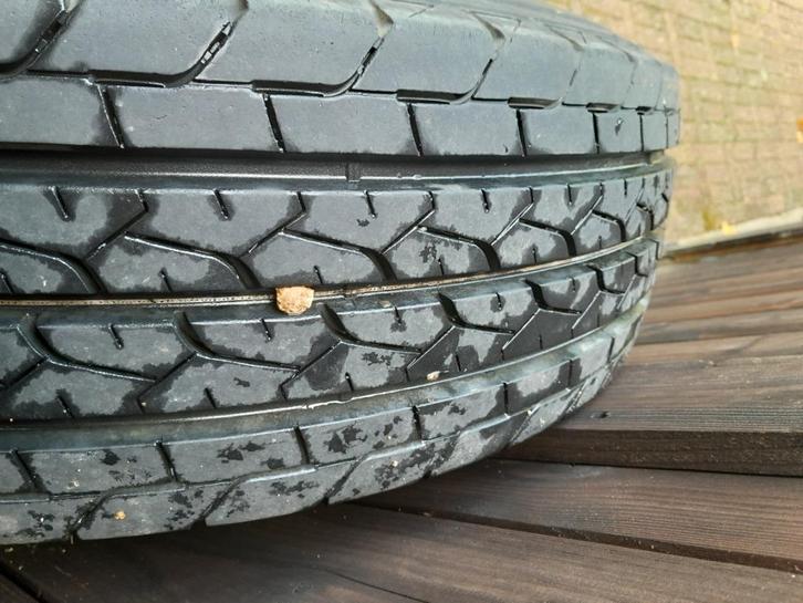 Fiat ducato 230 velgen en banden, Auto-onderdelen, Banden en Velgen, Banden en Velgen, 16 inch, 215 mm, Bestelwagen, Gebruikt