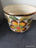 1 cache pot en porcelaine signé BEQUET e de QUAREGNON, Antiquités & Art, Enlèvement