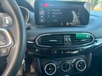 Fiat tipo, Autos, Rouge, Euro 6, Noir, 5 portes