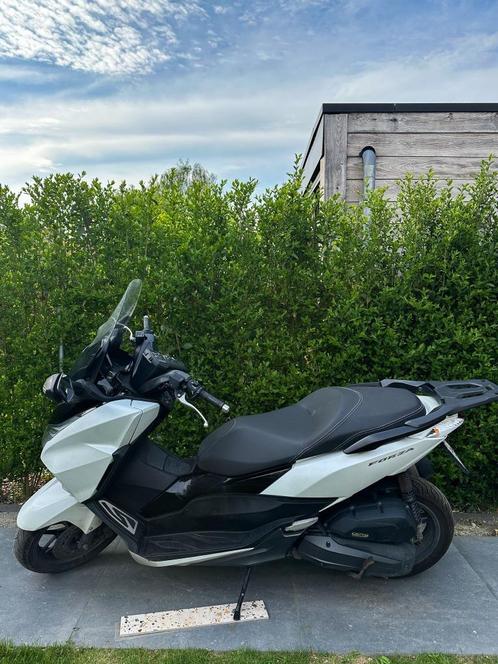 Honda Forza 125cc in uitstekende staat, Motoren, Motoren | Honda, Particulier, Scooter, 11 kW of minder, 1 cilinder, Ophalen