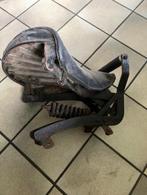 Zweefzadel oldtimer motor Koets en zweefzadel Merat / Dunlop, Motoren, Ophalen of Verzenden, Gebruikt