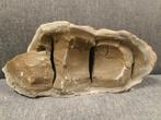 Okker steen, Verzamelen, Mineralen en Fossielen, Ophalen of Verzenden, Mineraal