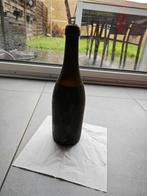 Oude fles wijn, antiek,1880-1930r, Enlèvement