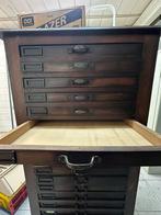 Ancienne armoire d’imprimeur, Antiquités & Art, Enlèvement