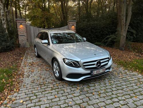 Mercedes e klasse 220d in nieuwstaat, Autos, Mercedes-Benz, Particulier, Classe E, 4x4, ABS, Caméra de recul, Airbags, Air conditionné