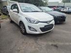 HYUNDAI I20 BRUIT MOTEUR DEGATS CARROSSERIE A SAISIR, Euro 5, Wit, Bedrijf, 5 deurs