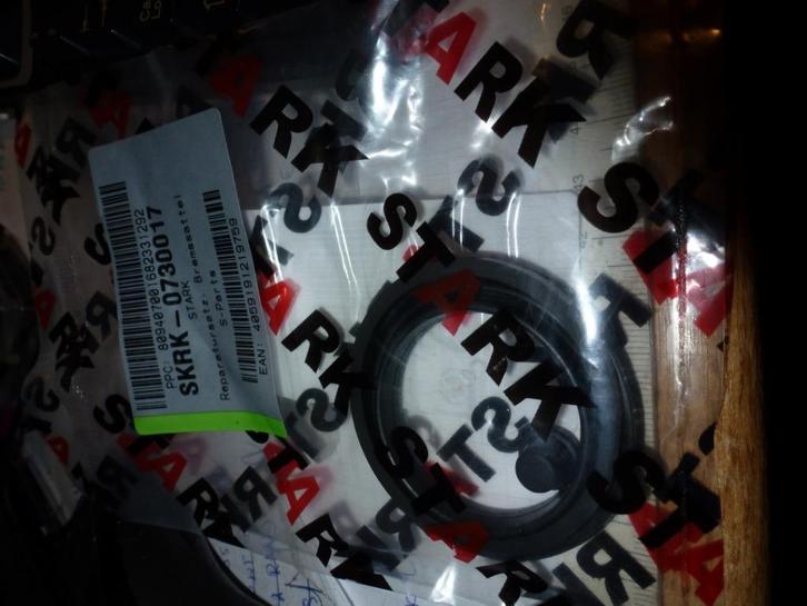 vintage repairkit remklauwen fiat 124  vooraan, nieuw, Autos : Pièces & Accessoires, Freins & Transmission, Fiat, Pièces Oldtimer ou Ancêtre