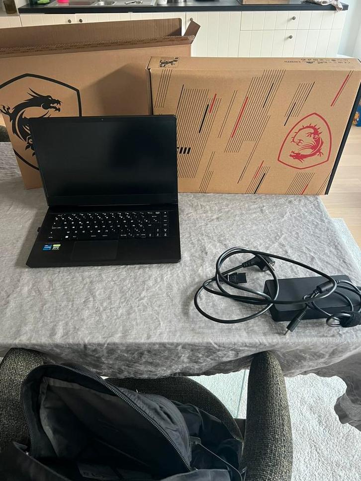 Gaming laptop MSI Rtx3080, Informatique & Logiciels, Ordinateurs portables Windows, Comme neuf, SSD, 16 GB, Azerty, Gaming, Enlèvement