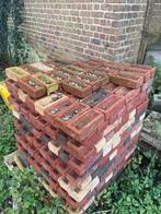 gevelstenen, Ophalen, Nieuw, Bakstenen
