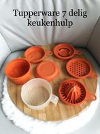 Tupperware 7 delig keukenhulp ( koksmaat )12 foto's., Maison & Meubles, Cuisine| Tupperware, Comme neuf, Autres types, Envoi, Orange