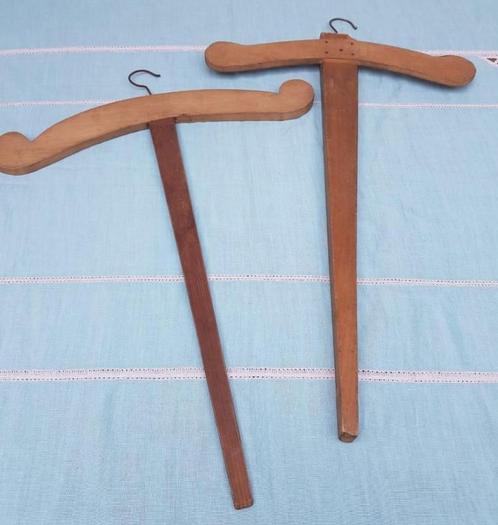 2 Oude houten knaapjes, Antiek en Kunst, Curiosa en Brocante, Ophalen of Verzenden
