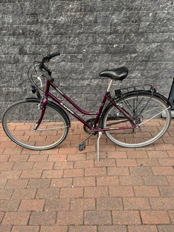 Ludo 28 inch 6-speed gemengde stadsfiets in perfecte staat beschikbaar voor biedingen