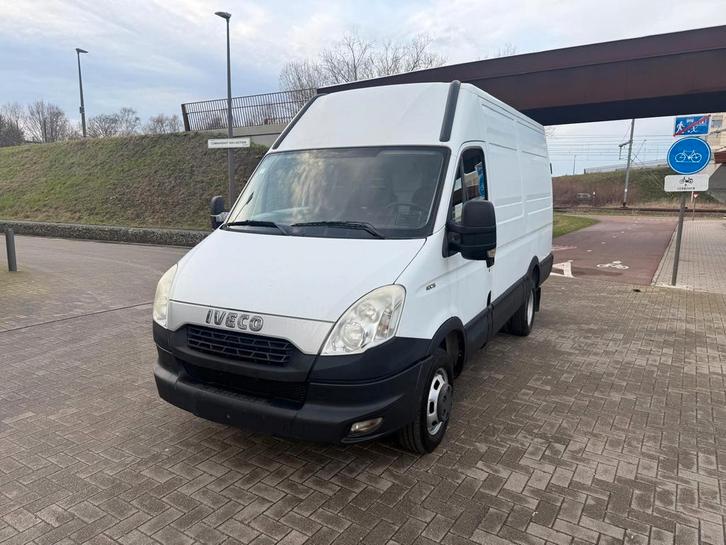 IVECO DAILY 3.0 HPI 2013 297000KM DUBBELE ASS EURO5 150PK, Auto's, Bestelwagens en Lichte vracht, Particulier, ABS, Airbags, Airconditioning