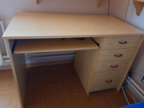 zeer mooie houten sterke bureau met uitschuifbaar blad+laden, Huis en Inrichting, Bureaus, Zo goed als nieuw, Bureau, Ophalen