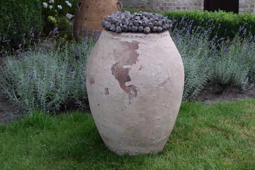 Grote oude stenen kruik pot olijfpot, Huis en Inrichting, Woonaccessoires | Vazen, Gebruikt, Overige kleuren, 50 tot 75 cm, Steen