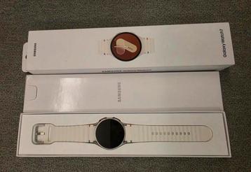 Samsung Galaxy Watch7 40mm LTE/4G – Crème (bijna nieuw) beschikbaar voor biedingen