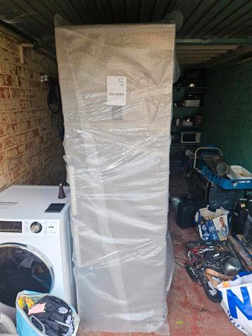 Hotpoint koelkast + vriezer beschikbaar voor biedingen