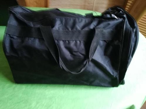 SPORTZAK zwart L 50 cm B 33 cm H 30 cm, Handtassen en Accessoires, Tassen | Sporttassen, Gebruikt, Unisex kinderen, Ophalen of Verzenden