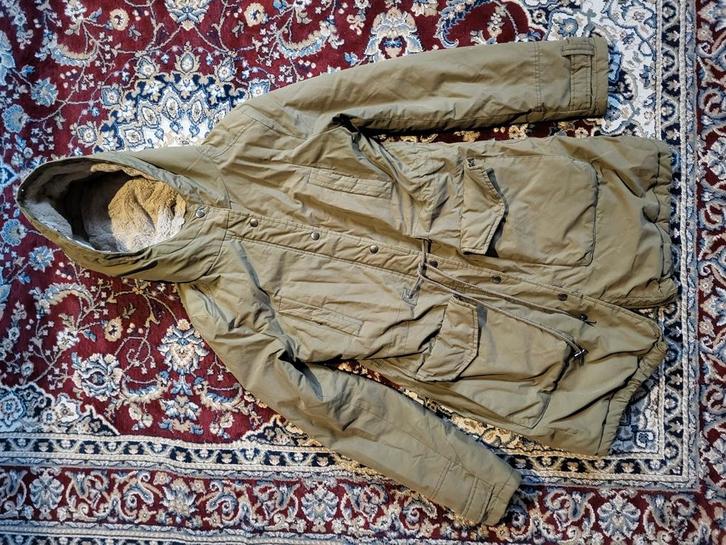 Gratis kaki warme winterjas dames maat S, Kleding | Dames, Jassen | Winter, Gedragen, Ophalen