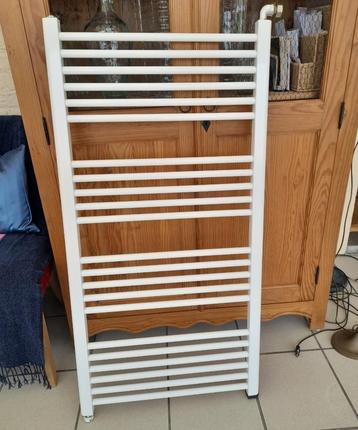 Radiator Handdoekdroger  beschikbaar voor biedingen