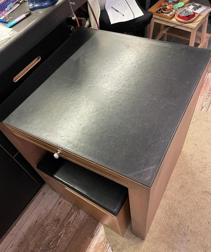 Ensemble 1 table et 2 tabourets sur-mesure, Huis en Inrichting, Tafels | Bijzettafels, Gebruikt, Vierkant, Hout, Ophalen