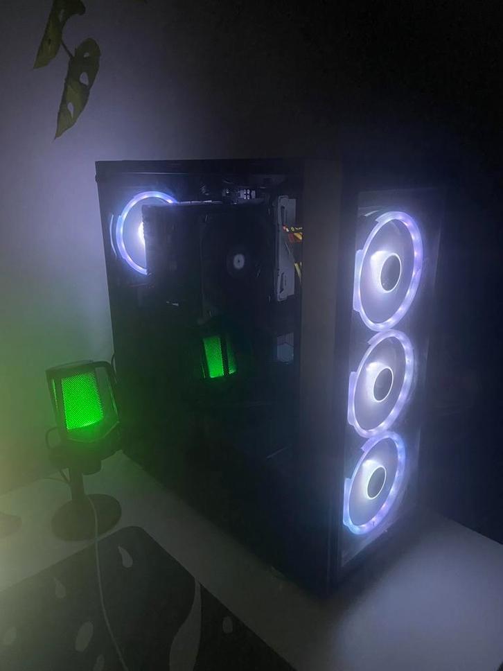 Boitier de pc ventired et carte mere msi b550 pro vdh wifi 2, Autos : Divers, Autoradios, Comme neuf, Enlèvement ou Envoi