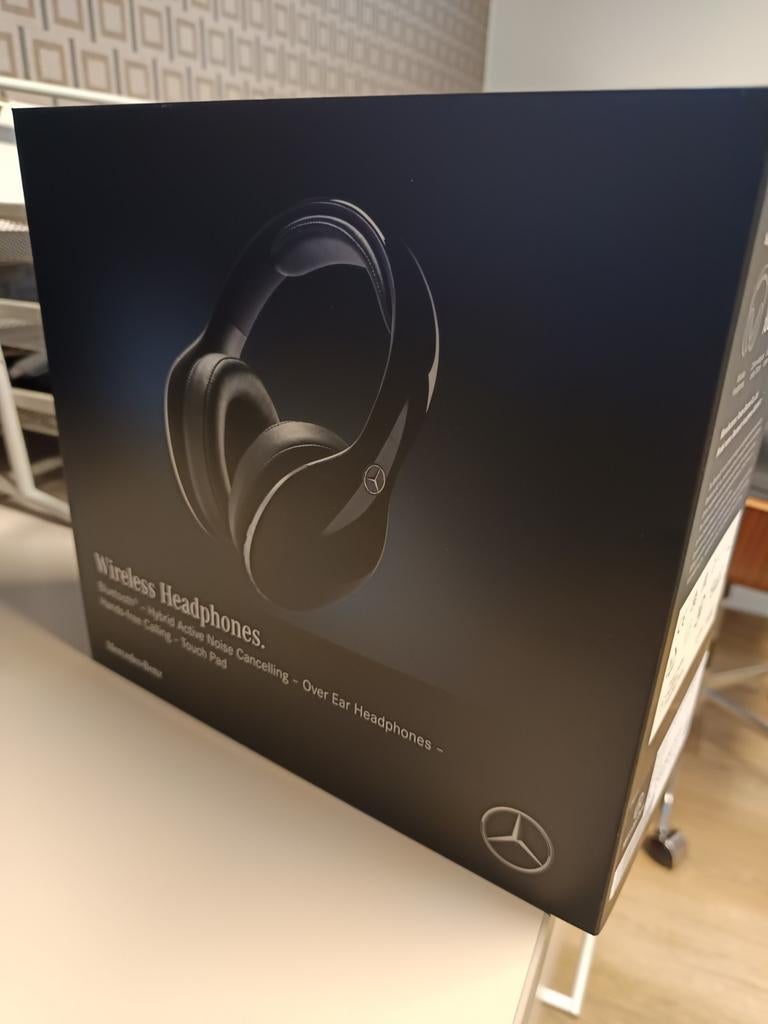 Originele Mercedes Benz headphone....NIEUW IN DOOS., Overige merken, Bluetooth, Nieuw, Ophalen of Verzenden