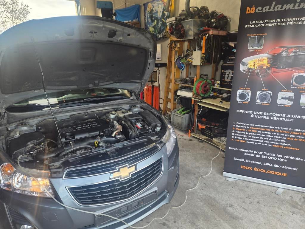 Decalaminage  moteur, Autos : Divers, Produits d'entretien, Enlèvement