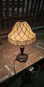 Tiffany tafellamp – glas-in-lood look, Ophalen of Verzenden, Zo goed als nieuw, Glas, Minder dan 50 cm