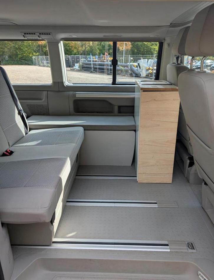 Canapé original Volkswagen T5/T6 t6.1, Caravanes & Camping, Camping-car Accessoires, Comme neuf, Enlèvement