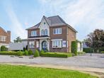 Huis te koop in Dilsen-Stokkem, 4 slpks, 378 m², Vrijstaande woning, 4 kamers