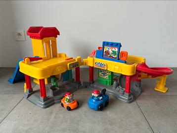 Fisher Price Little People garage beschikbaar voor biedingen