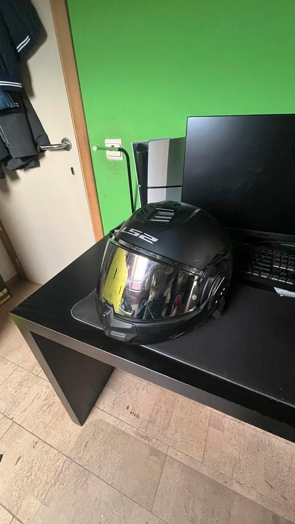 LS2 advant helm, Motos, Vêtements | Casques de moto, Femmes, Hommes, M, Seconde main, Enlèvement