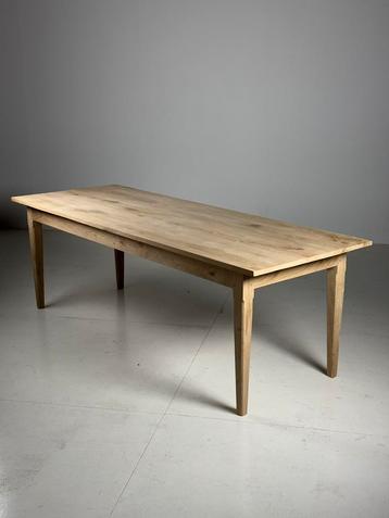 Franse eettafel eiken landelijk 240cm beschikbaar voor biedingen