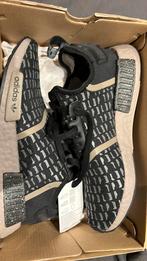 Adidas Star Wars The Mandalorian taille 42,5, Enlèvement, Neuf, Autres types