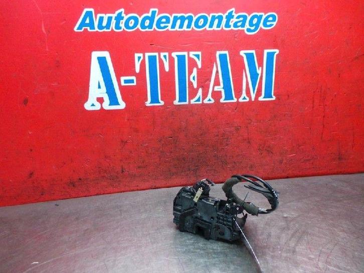 PORTIERSTANGEN LINKS ACHTER Captur (2R) (825019935R), Auto-onderdelen, Overige Auto-onderdelen, Renault, Gebruikt