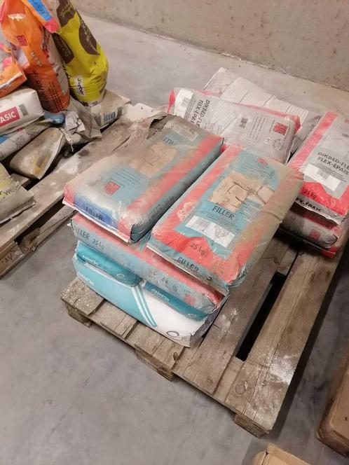 Lot voegmortel, egaline, dikbedmortel en andere zaken, Doe-het-zelf en Bouw, Overige Doe-Het-Zelf en Bouw, Zo goed als nieuw, Ophalen