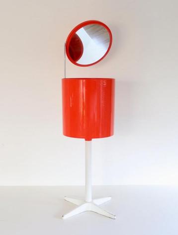 Vintage Seventies Kaptafel Space Age - Barbarella beschikbaar voor biedingen