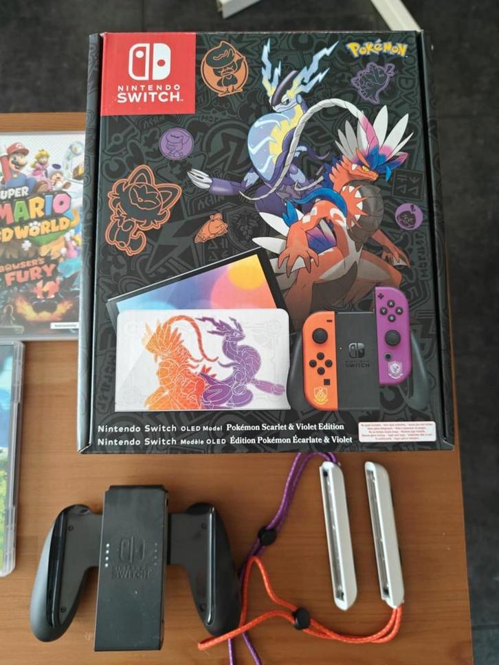 Pokemon switch oled met games, Games en Spelcomputers, Spelcomputers | Nintendo Switch, Zo goed als nieuw, Switch OLED, Met games