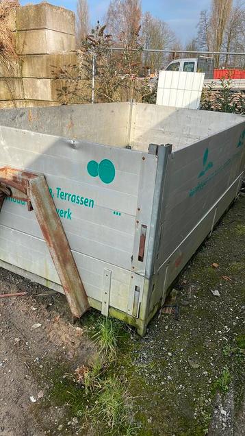 Haakcontainer klasse 1, mini container  beschikbaar voor biedingen