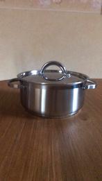 A vendre CASSEROLE en INOX * HOME CRÉATION * 2,5 LITRES, Comme neuf, Inox