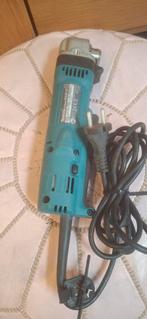 Haakse boormachine  makita, Ophalen